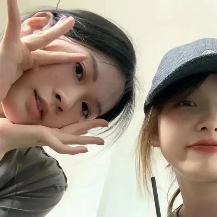 皇后驾到：反派人设崩不住了